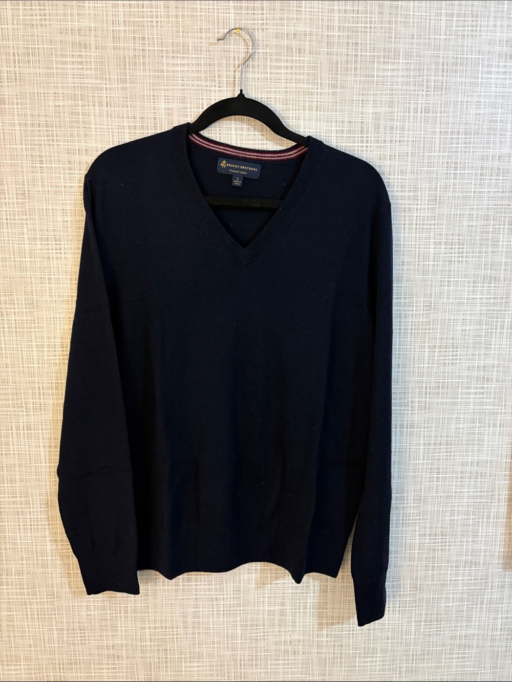 Brooks Brothers Merino Wool V-Neck Sweater in Navy Blue